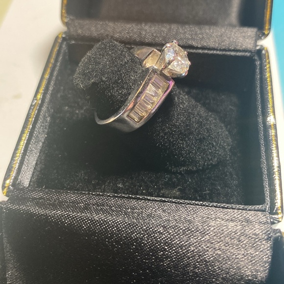 🩷I love everything about this ring! - Picture 3 of 4